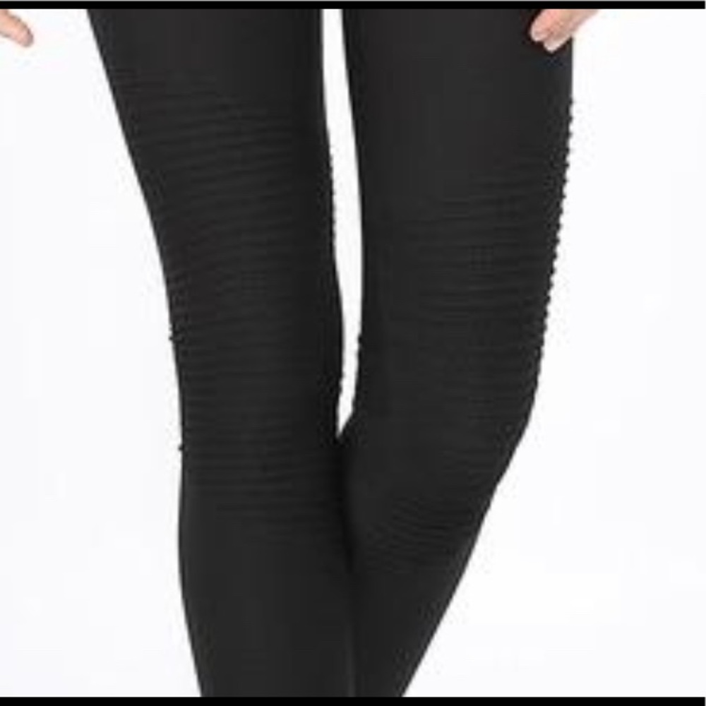 New! 🖤 Zenana Motto style black leggings - Picture 2 of 3
